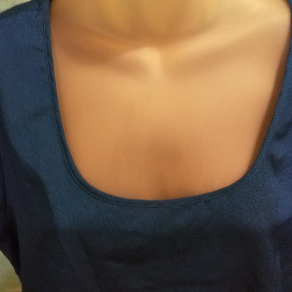 tops - Picture 3 of 4